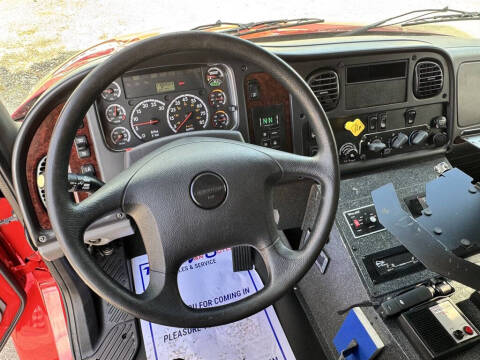 2016 Freightliner M2 106