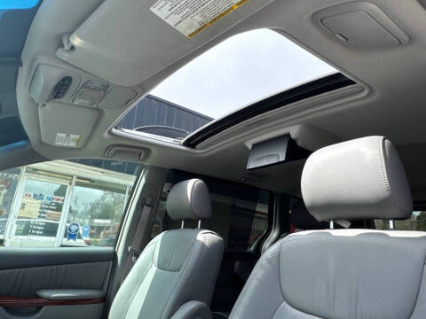 2005 Toyota Sienna
