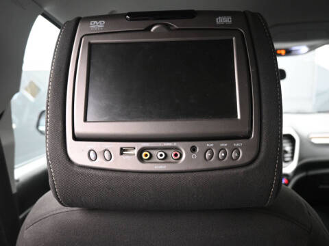 2017 GMC Acadia SLE-2