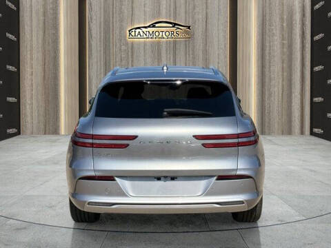 2023 Genesis Electrified GV70