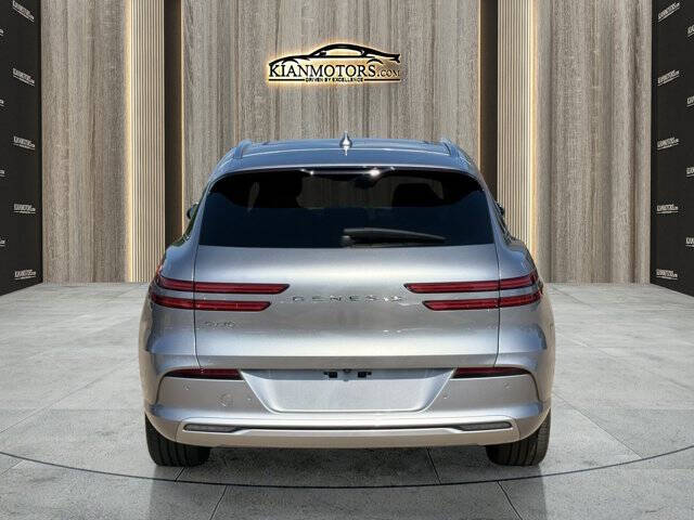 2023 Genesis Electrified GV70