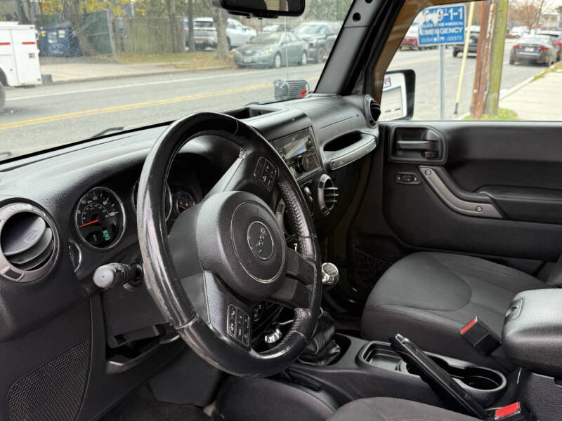 2015 Jeep Wrangler Unlimited Sport