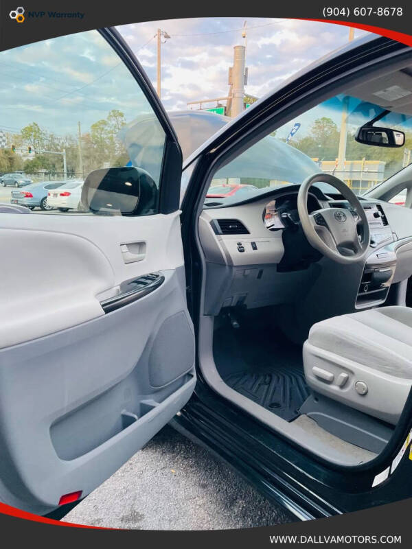 2014 Toyota Sienna
