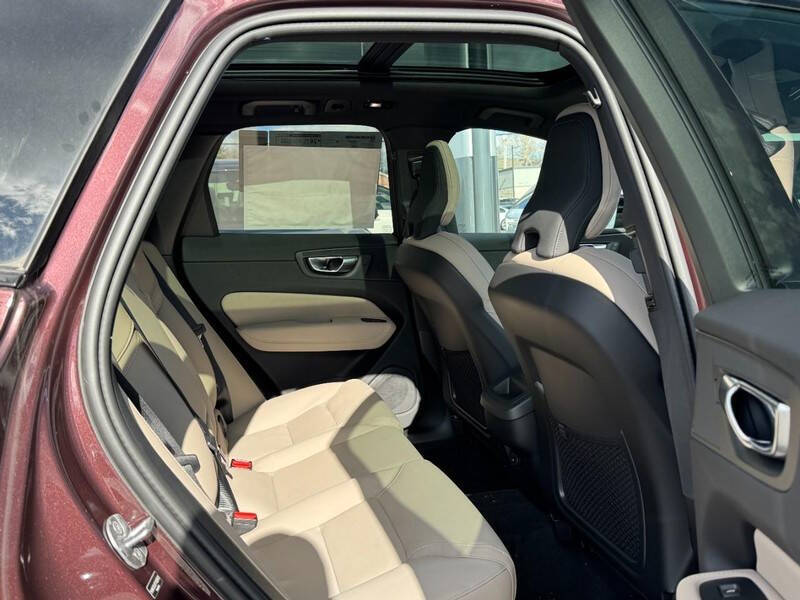 2026 Volvo XC60 B5 Core