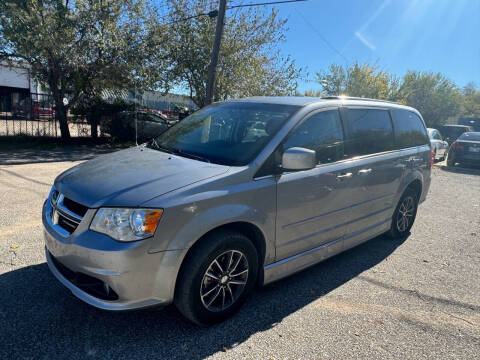 2017 Dodge Grand Caravan for sale at Hidden Creek Auto Sales in Oklahoma City OK