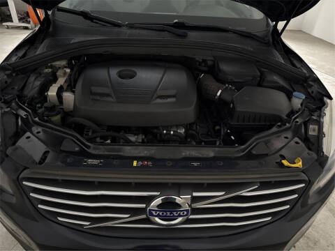 2017 Volvo XC60 T6 Dynamic