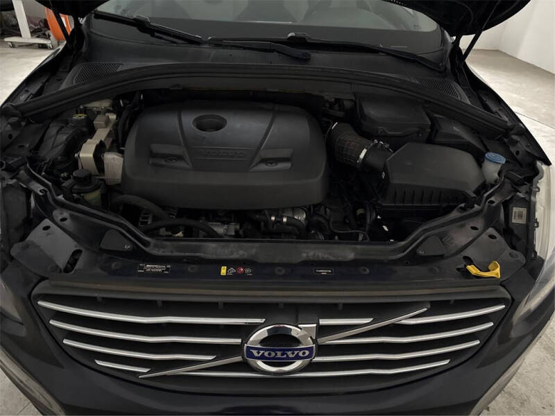 2017 Volvo XC60 T6 Dynamic