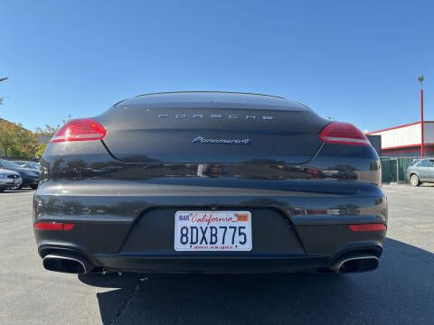 2014 Porsche Panamera