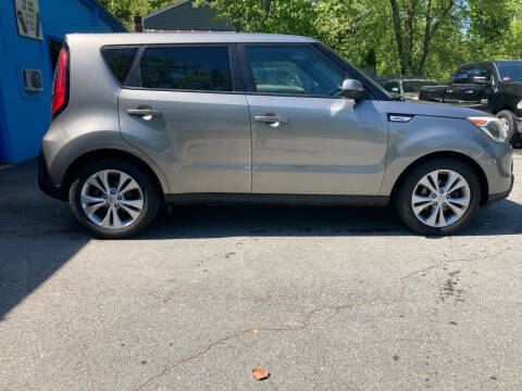 2015 Kia Soul for sale at A & D Auto Sales and Service Center in Smithfield RI