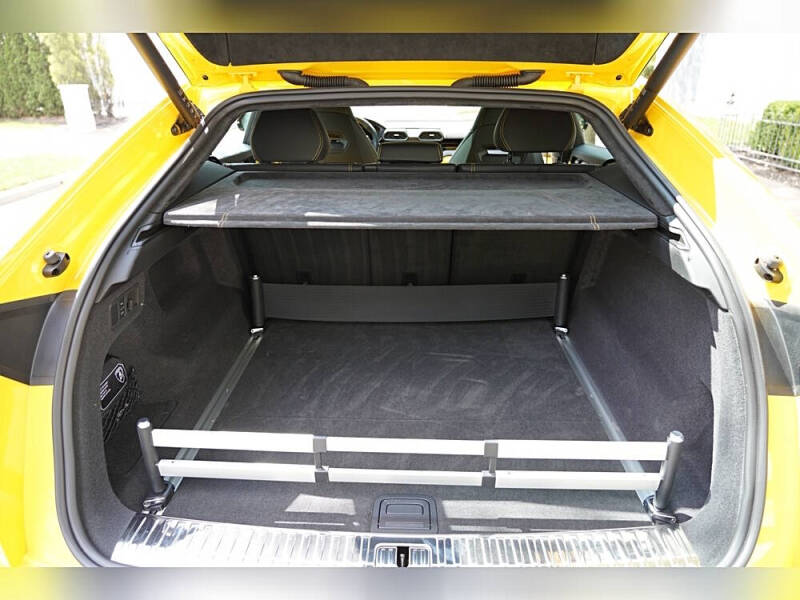 2022 Lamborghini Urus