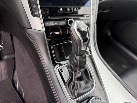 2021 Infiniti Q50 Luxe