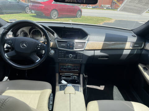 2010 Mercedes-Benz E-Class