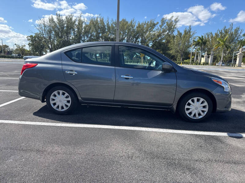 2018 Nissan Versa SV