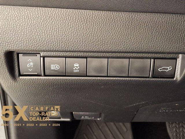 2022 Toyota Venza LE