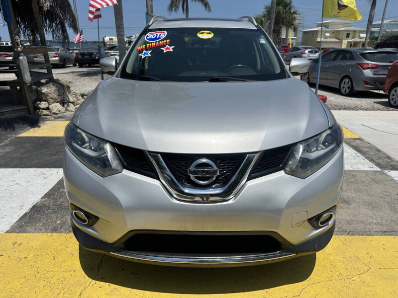 Used 2015 Nissan Rogue SL with VIN 5N1AT2MVXFC779116 for sale in Melbourne, FL