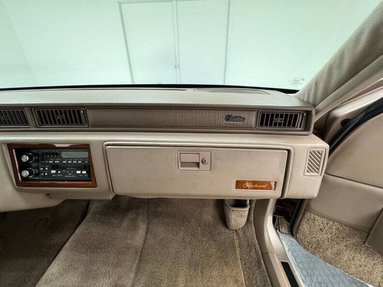 1990 Cadillac Fleetwood