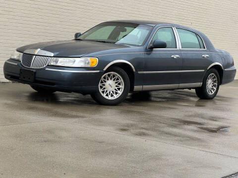 1998 Lincoln Town Car for sale at Samuel's Auto Sales in Indianapolis IN