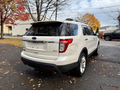 2011 Ford Explorer Limited