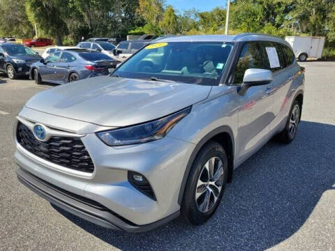 2021 Toyota Highlander Hybrid XLE