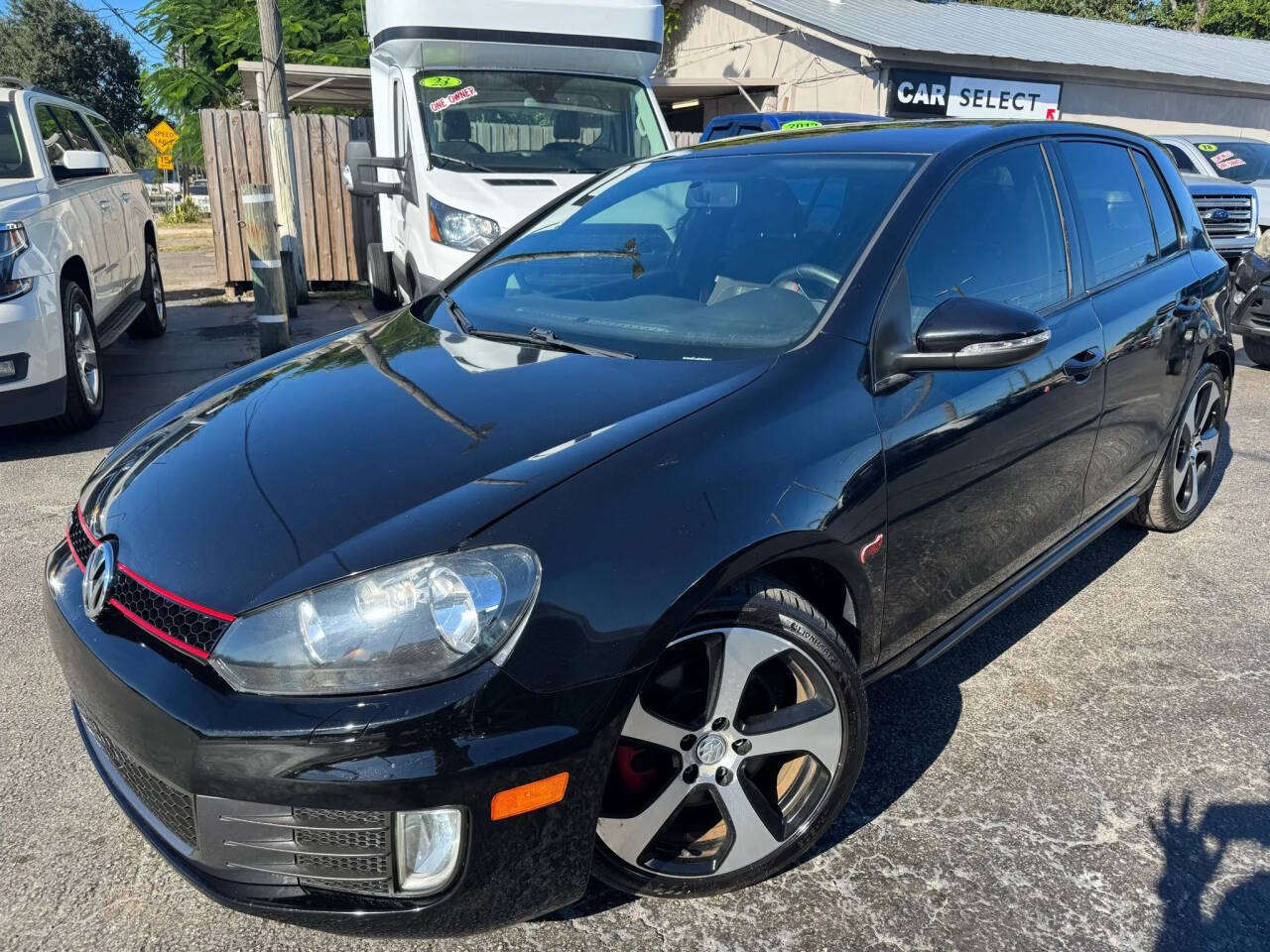 2014-volkswagen-gti-wolfsburg-edition-pzev-4dr-hatchback-6a.jpg