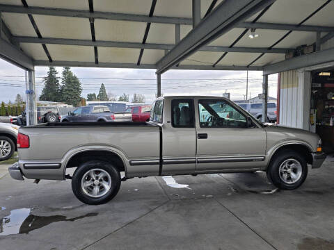 1998 Chevrolet S-10 LS