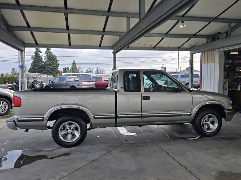 1998 Chevrolet S-10 LS
