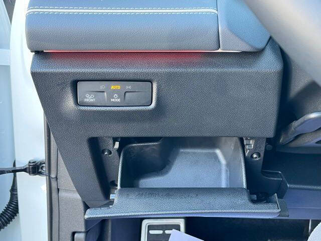 2025 Volkswagen Tiguan SEL R-Line 4Motion