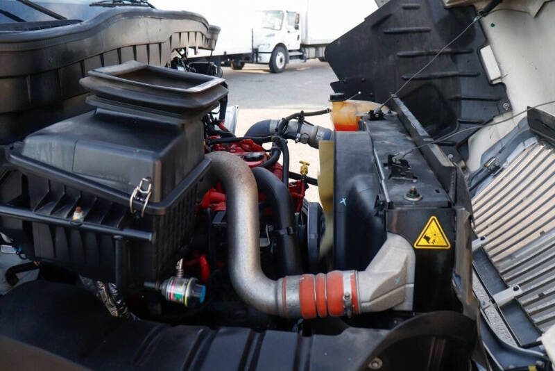 2019 International DuraStar 4300