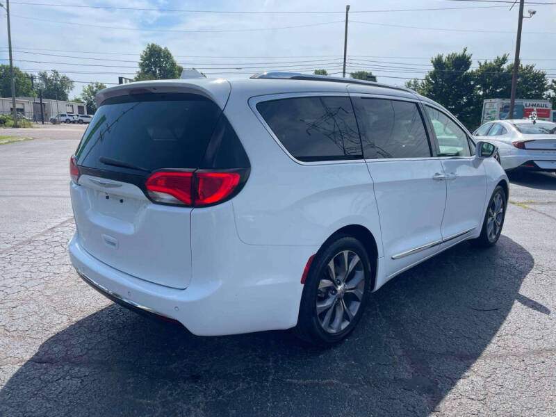 2018 Chrysler Pacifica Limited
