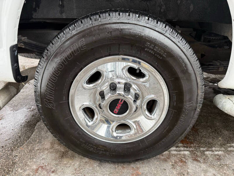 2023 GMC Savana 2500