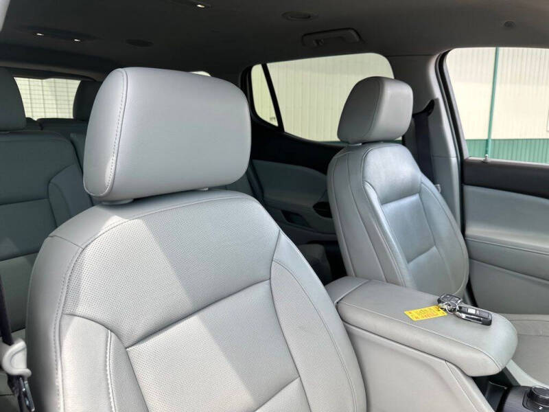 2017 GMC Acadia SLT-1