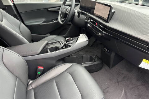 2025 Kia EV6 Wind