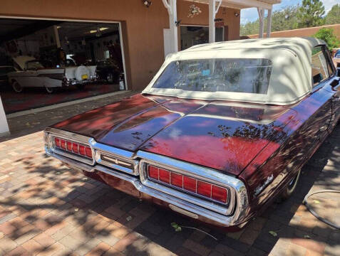 1965 Ford Thunderbird