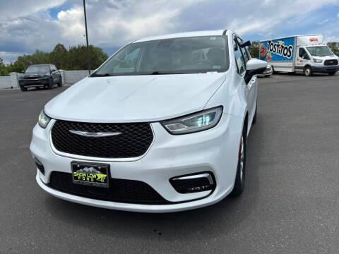 2023 Chrysler Pacifica Touring L