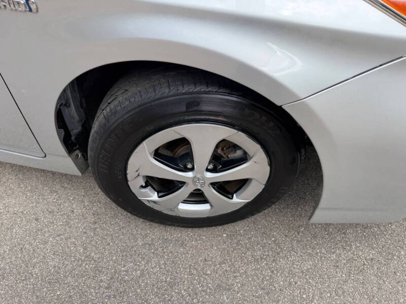 2014 Toyota Prius Two