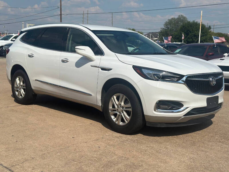 2020 Buick Enclave Essence