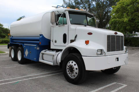 2003 Peterbilt 330