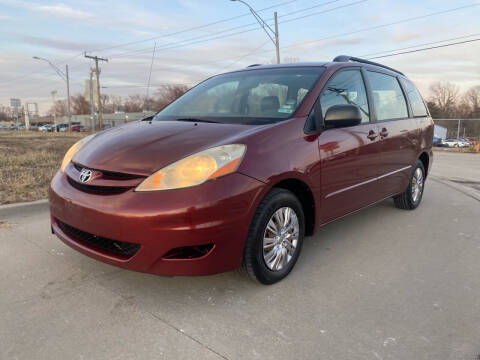 2006 Toyota Sienna for sale at Xtreme Auto Mart LLC in Kansas City MO