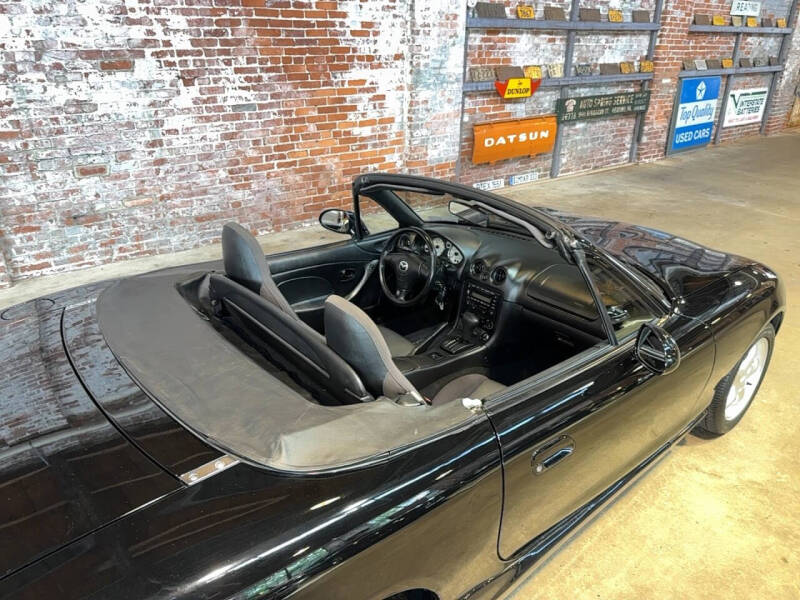 2002 Mazda MX-5 Miata