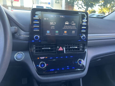 2020 Hyundai Ioniq Hybrid Blue