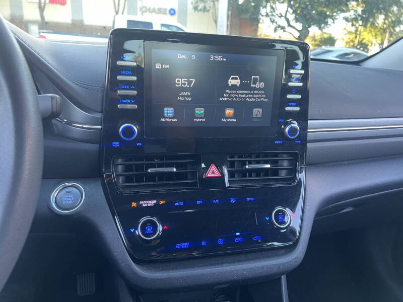 2020 Hyundai Ioniq Hybrid Blue