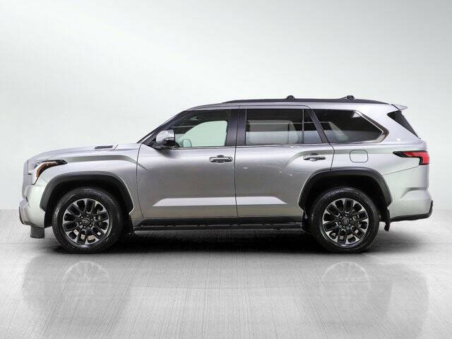 2025 Toyota Sequoia SR5