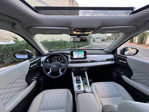 2023 Mitsubishi Outlander PHEV SEL