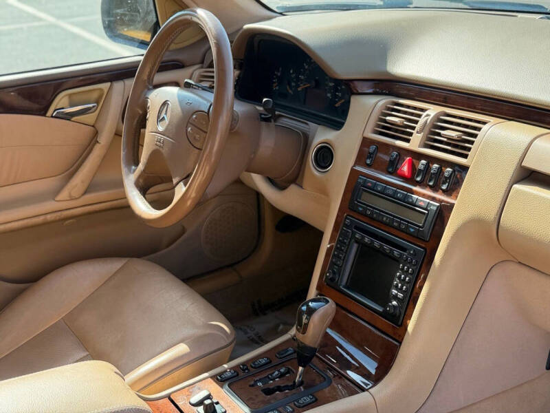 2002 Mercedes-Benz E-Class E 320 4MATIC