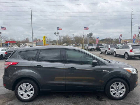 2015 Ford Escape S