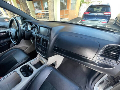 2017 Dodge Grand Caravan SXT