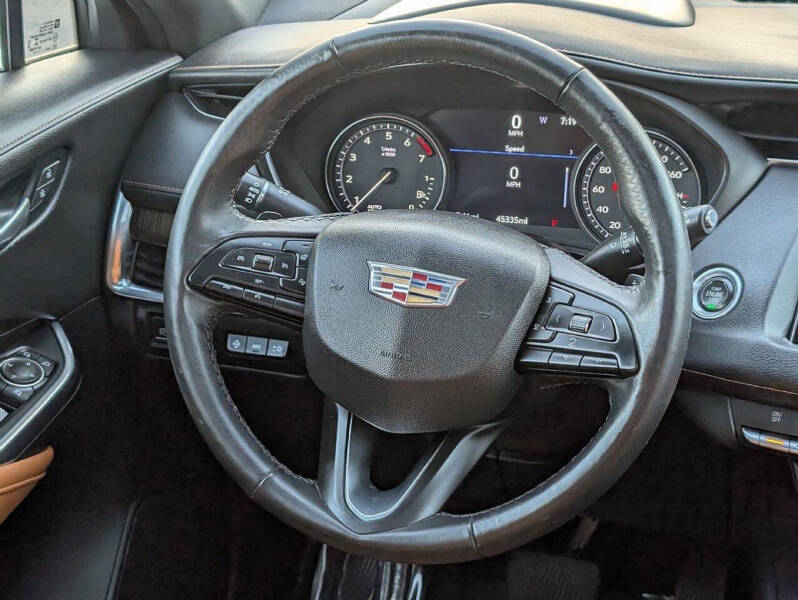 2019 Cadillac XT4 Premium Luxury