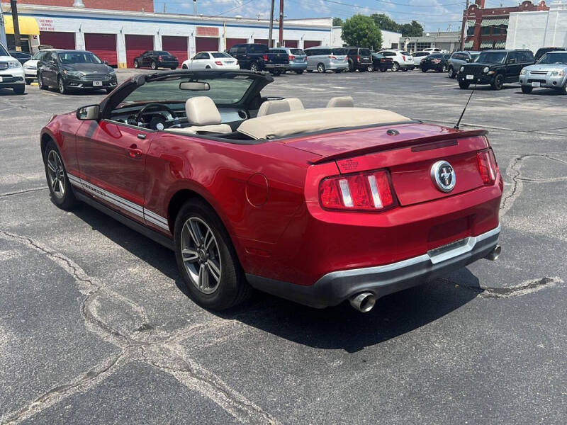 2011 Ford Mustang V6 Premium