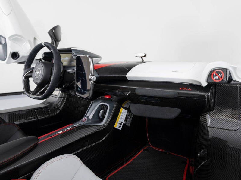 2021 McLaren Elva