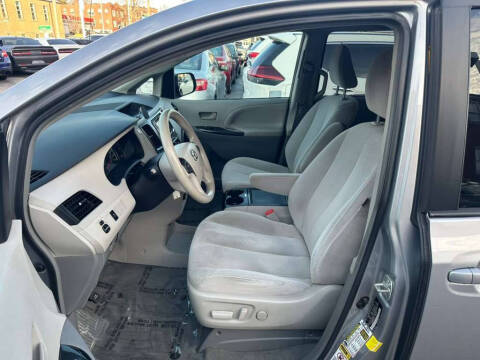 2014 Toyota Sienna